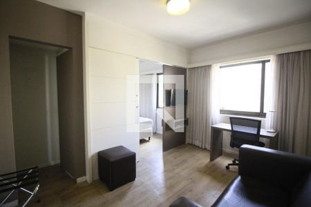 Sala de apartamento para alugar com 1 quarto, 32m² em Itaim Bibi, São Paulo