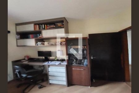 Casa à venda com 285m², 6 quartos e 4 vagas