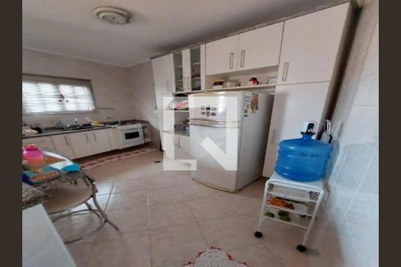 Casa à venda com 285m², 6 quartos e 4 vagas