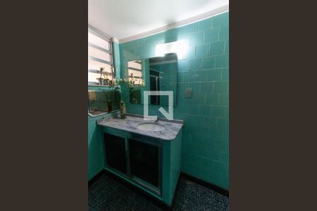 Apartamento para alugar com 74m², 2 quartos e sem vaga Apartamento para alugar com 74m², 2 quartos e sem vagaBanheiro