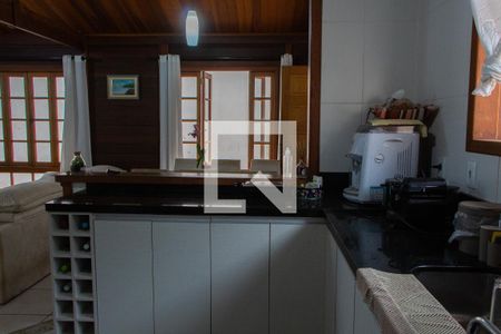 Casa à venda com 85m², 2 quartos e 2 vagasCOZINHA