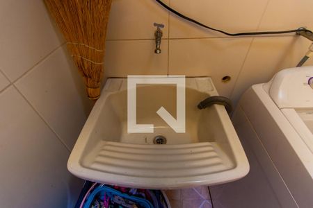 Casa à venda com 110m², 3 quartos e 2 vagas Casa à venda com 110m², 3 quartos e 2 vagasÁrea de Serviço