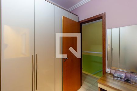 Casa à venda com 110m², 3 quartos e 2 vagas Casa à venda com 110m², 3 quartos e 2 vagasQuarto 3