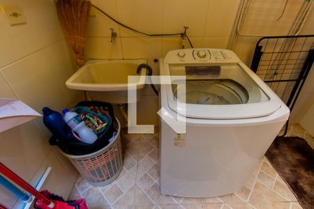 Casa à venda com 110m², 3 quartos e 2 vagas Casa à venda com 110m², 3 quartos e 2 vagasÁrea de Serviço