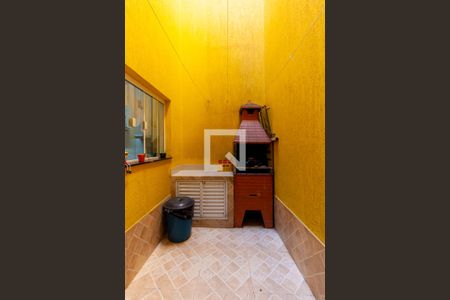 Casa à venda com 110m², 3 quartos e 2 vagas Casa à venda com 110m², 3 quartos e 2 vagasChurrasqueira