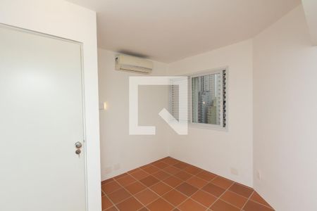 Apartamento para alugar com 120m², 2 quartos e 2 vagasQuarto