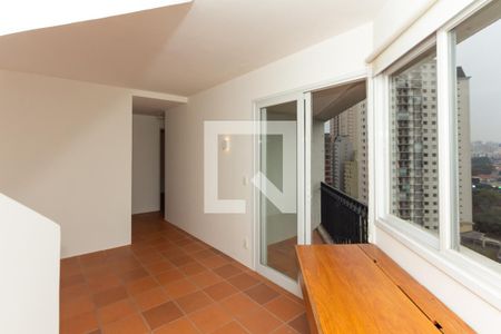 Apartamento para alugar com 120m², 2 quartos e 2 vagasSala