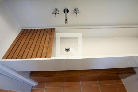 Apartamento para alugar com 120m², 2 quartos e 2 vagasBanheiro da Suíte