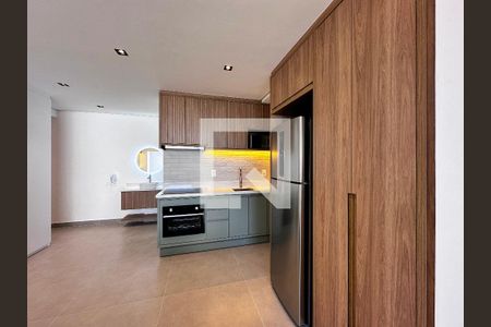 Cozinha de kitnet/studio para alugar com 1 quarto, 48m² em Campo Belo, São Paulo
