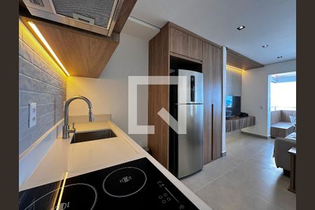 Cozinha de kitnet/studio para alugar com 1 quarto, 48m² em Campo Belo, São Paulo