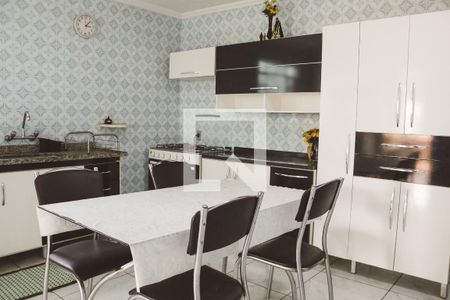 Casa para alugar com 250m², 4 quartos e sem vagaCozinha