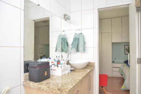 Casa à venda com 168m², 3 quartos e sem vagaBanheiro da Suíte