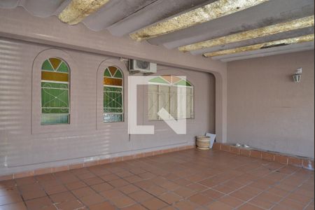 Casa à venda com 168m², 3 quartos e sem vagaGaragem