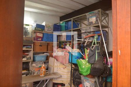 Casa à venda com 168m², 3 quartos e sem vagaDispensa