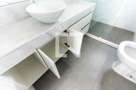 Studio para alugar com 28m², 1 quarto e sem vaga Studio para alugar com 28m², 1 quarto e sem vagaBanheiro