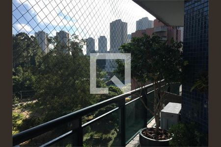 Apartamento à venda com 3 quartos, 180m² em Vila Suzana, São Paulo