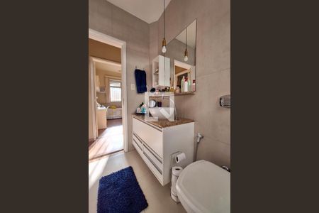 Apartamento à venda com 68m², 2 quartos e sem vaga Apartamento à venda com 68m², 2 quartos e sem vagaBanheiro Social