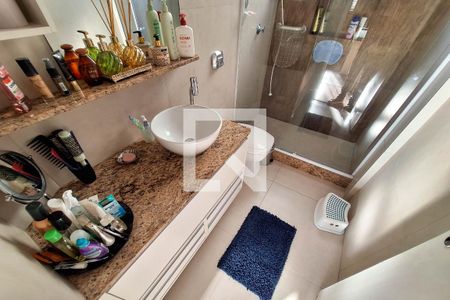 Apartamento à venda com 68m², 2 quartos e sem vaga Apartamento à venda com 68m², 2 quartos e sem vagaBanheiro Social