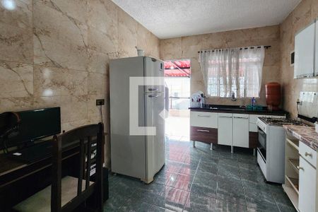 Casa à venda com 188m², 3 quartos e 2 vagasCozinha