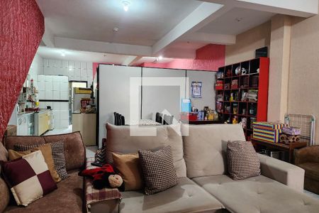 Casa à venda com 188m², 3 quartos e 2 vagasEdícula