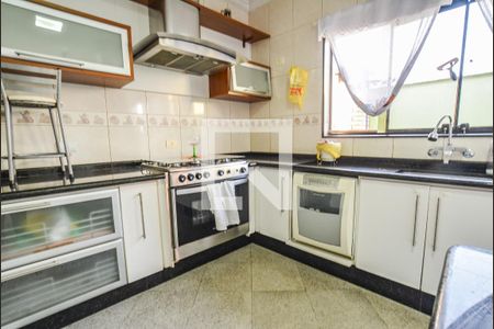 Casa para alugar com 202m², 3 quartos e 6 vagasCozinha