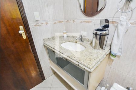 Casa para alugar com 202m², 3 quartos e 6 vagasBanheiro Social