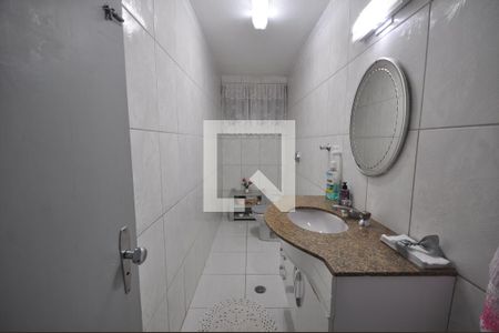 Casa à venda com 200m², 3 quartos e 3 vagasLavabo