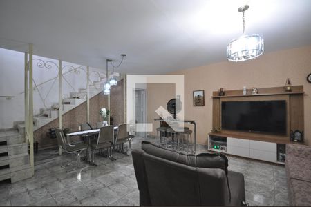 Sala de casa à venda com 3 quartos, 200m² em Vila Isolina Mazzei, São Paulo