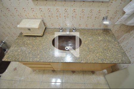 Casa à venda com 200m², 3 quartos e 3 vagasBanheiro do Quarto Suíte