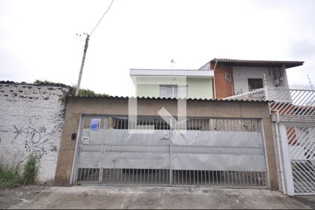 Casa à venda com 200m², 3 quartos e 3 vagasFachada