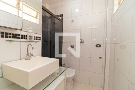 Banheiro de apartamento para alugar com 1 quarto, 30m² em Bela Vista, São Paulo