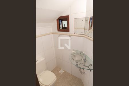 Casa à venda com 250m², 3 quartos e 3 vagasLavabo