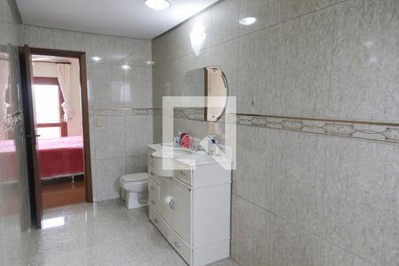 Casa à venda com 250m², 3 quartos e 3 vagasBanheiro da Suíte