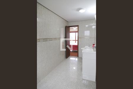 Casa à venda com 250m², 3 quartos e 3 vagasBanheiro da Suíte