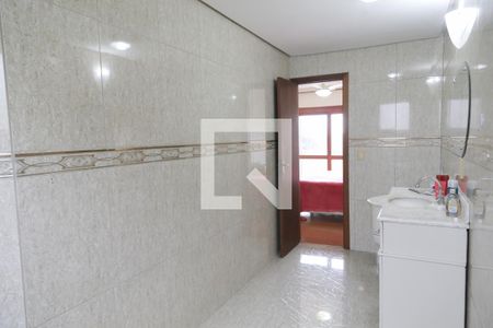 Casa à venda com 250m², 3 quartos e 3 vagasBanheiro da Suíte