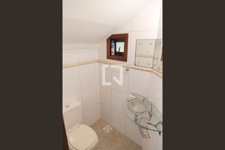 Casa à venda com 250m², 3 quartos e 3 vagasLavabo