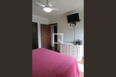 Casa à venda com 250m², 3 quartos e 3 vagasSuite