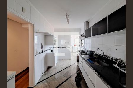 Apartamento à venda com 106m², 3 quartos e 2 vagas Apartamento à venda com 106m², 3 quartos e 2 vagasCozinha