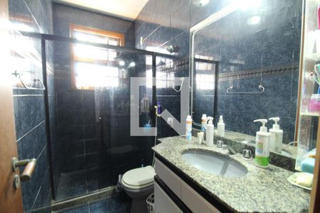 Casa de condomínio à venda com 750m², 4 quartos e 5 vagasBanheiro da suíte 1