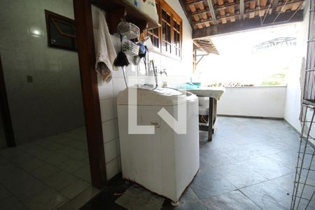 Casa de condomínio à venda com 750m², 4 quartos e 5 vagasÁrea de serviço
