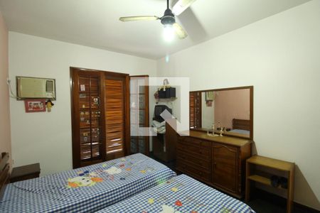 Casa de condomínio à venda com 750m², 4 quartos e 5 vagasQuarto 2