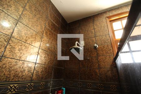 Casa de condomínio à venda com 750m², 4 quartos e 5 vagasBanheiro social