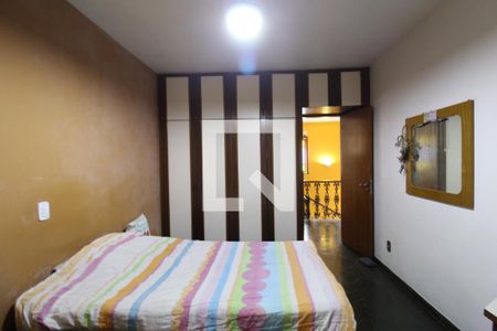 Casa de condomínio à venda com 750m², 4 quartos e 5 vagasSuíte 1