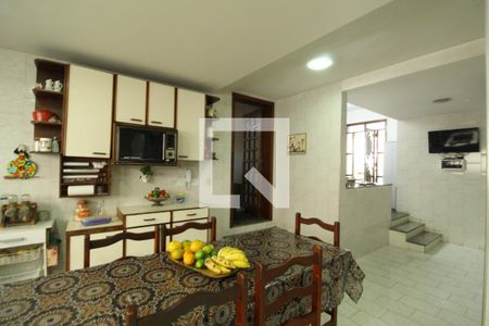 Casa de condomínio à venda com 750m², 4 quartos e 5 vagasCozinha