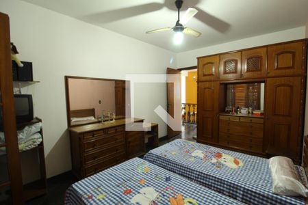 Casa de condomínio à venda com 750m², 4 quartos e 5 vagasQuarto 2