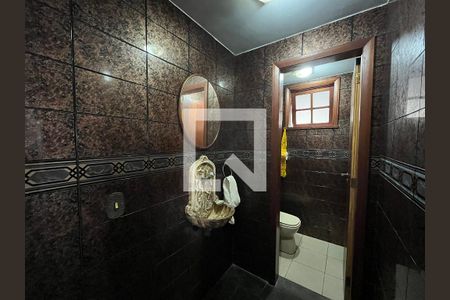 Casa de condomínio à venda com 750m², 4 quartos e 5 vagasLavabo