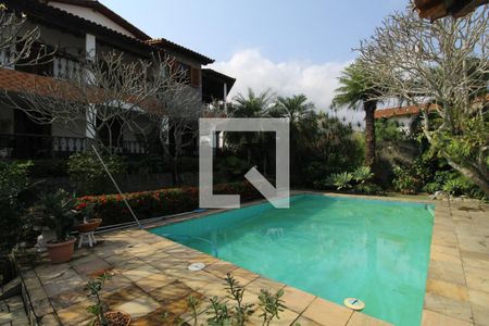 Casa de condomínio à venda com 750m², 4 quartos e 5 vagasPiscina