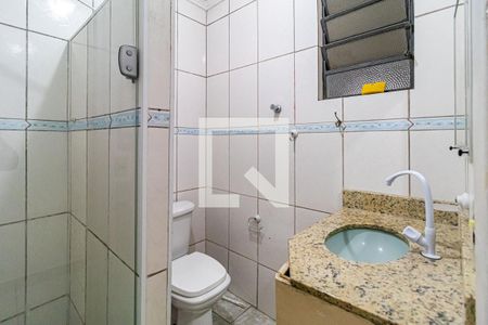 Casa à venda com 250m², 5 quartos e 3 vagas Casa à venda com 250m², 5 quartos e 3 vagasBanheiro social