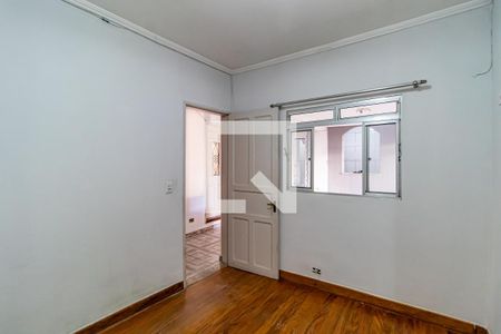 Casa à venda com 250m², 5 quartos e 3 vagas Casa à venda com 250m², 5 quartos e 3 vagasSuite