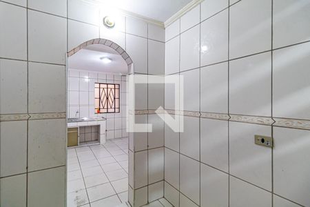 Casa à venda com 250m², 5 quartos e 3 vagas Casa à venda com 250m², 5 quartos e 3 vagasCozinha